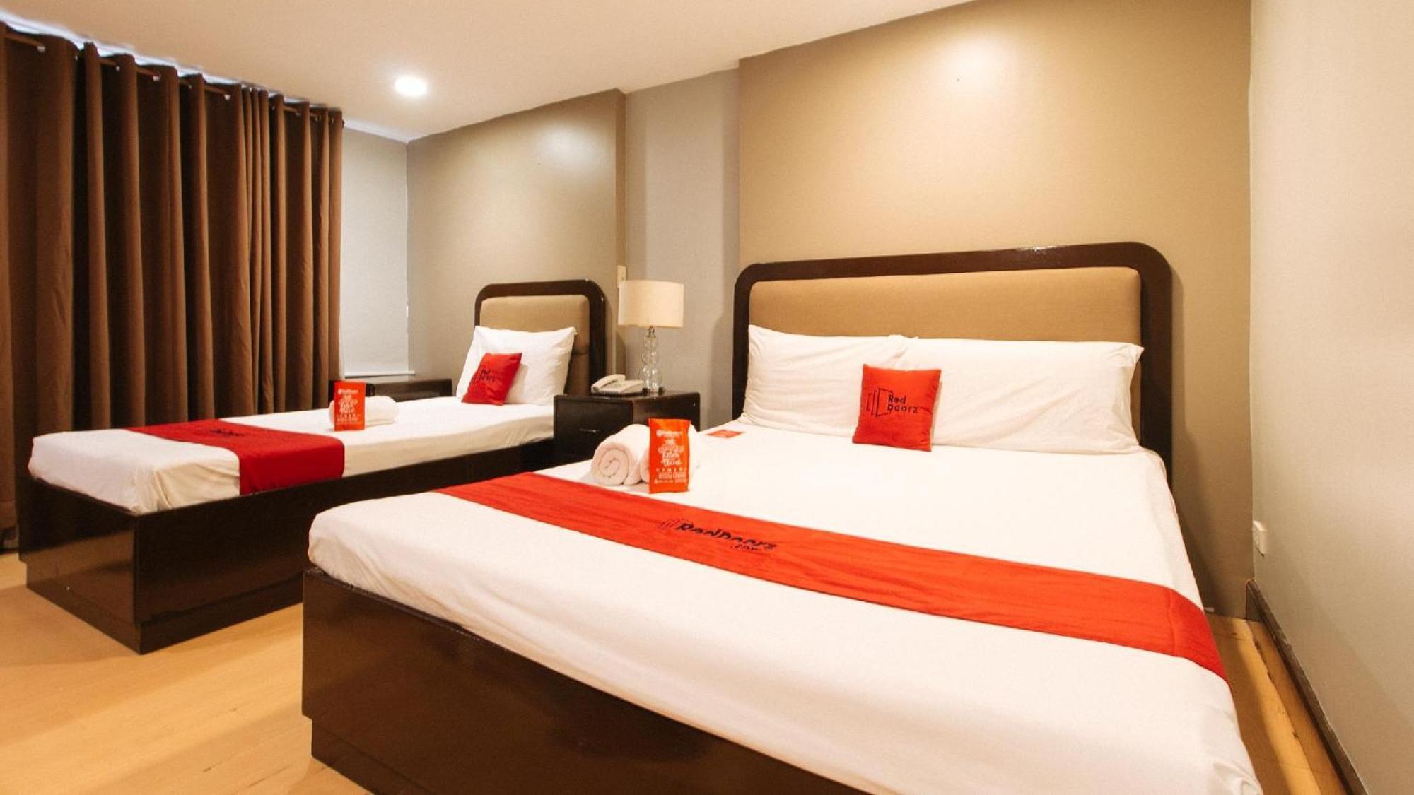 Reddoorz At Homa Resort Hotel Santiago  Exteriör bild